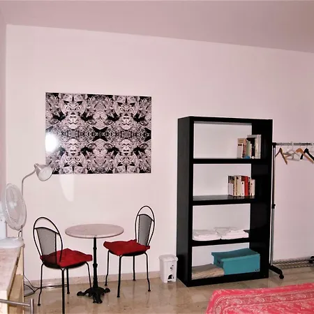 Artist's House Sumarte 게스트하우스 페루자